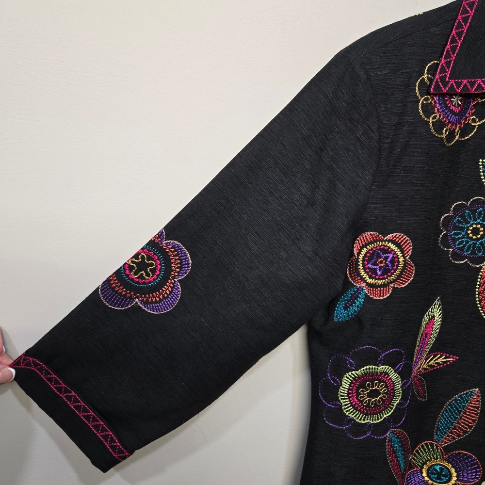 Vintage Y2K Floral Embroidered Shirt Top Large Black Silk Blend Boho Art To Wear - Picture 6 of 10